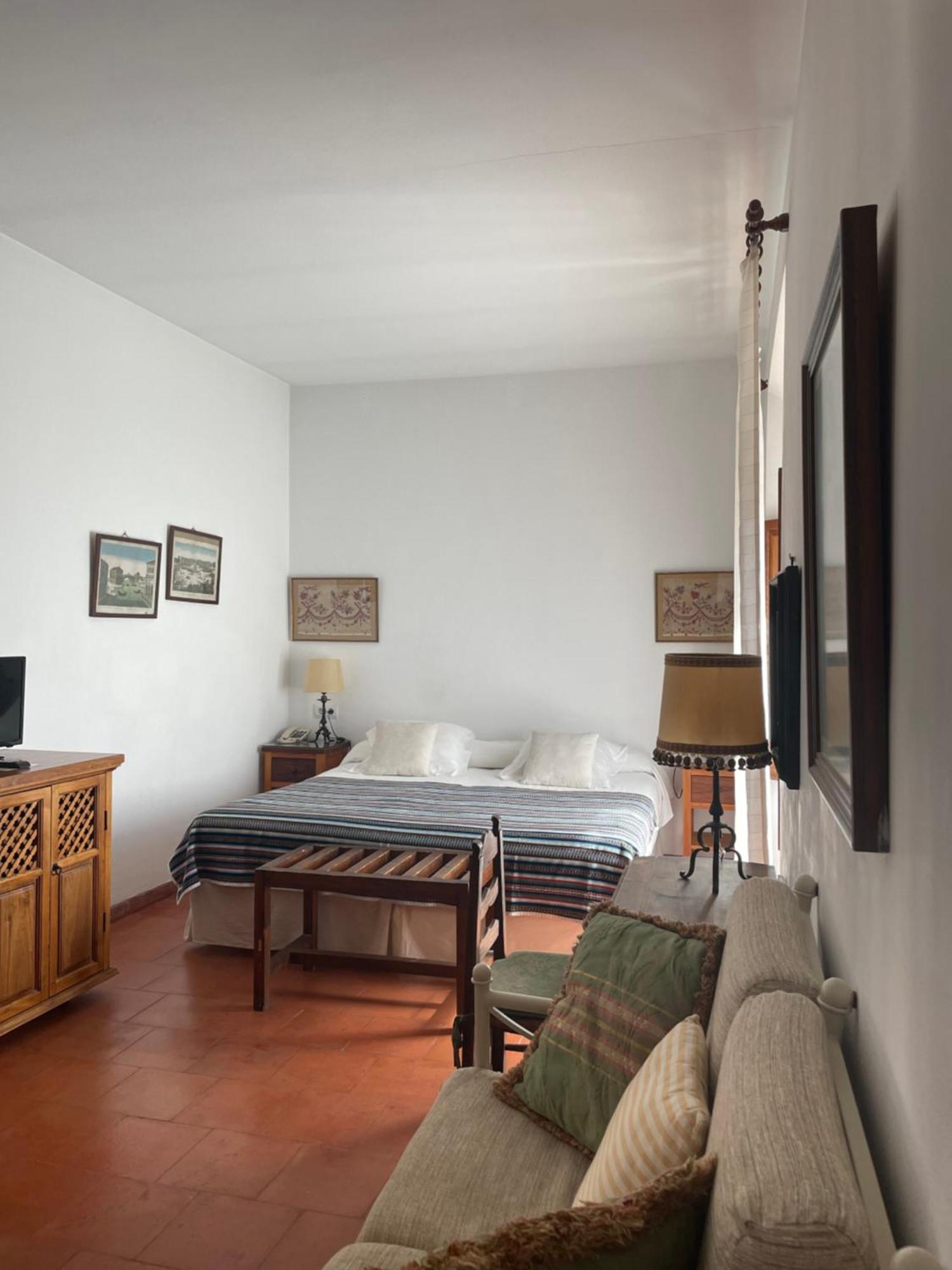 Hotel Santa Isabel La Real Granada Bagian luar foto